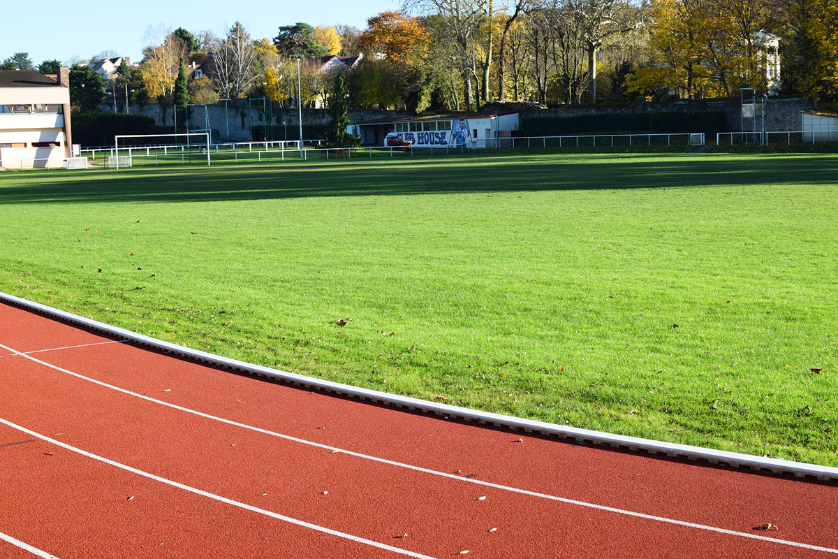 STADE ANDRÉ LAURENT